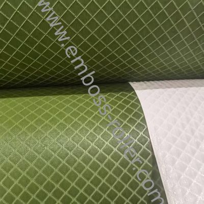 Largeur 600-1600 mm Rouleau en relief avec longue durée de vie et dureté de surface HV1100/HRC62